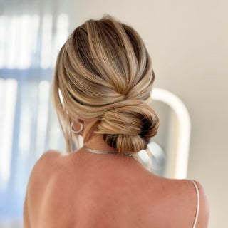 Fast Low Bun With Ridges Online Hairstyling Tutorial