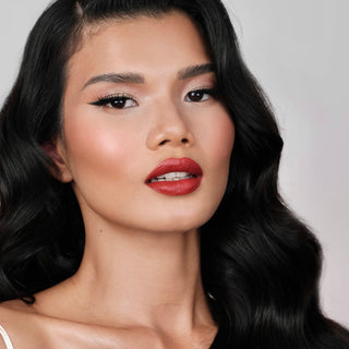 Graphic Eyeliner & Red Lips Online Makeup Tutorial