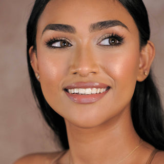 Soft Glamorous Online Makeup Tutorial